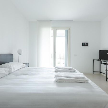 Porta Nuova Bright And Roomy Flat Milano Eksteriør bilde